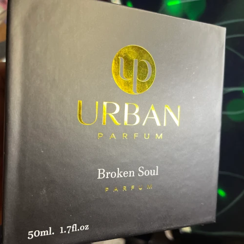 decantparfumstore_urban_parfum_broken_soul_parfum_poster